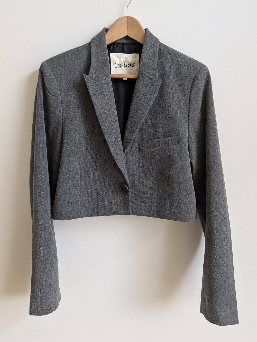 Djerf Avenue Small Cropped Green Single Button Blazer Jacket Made In Portugal